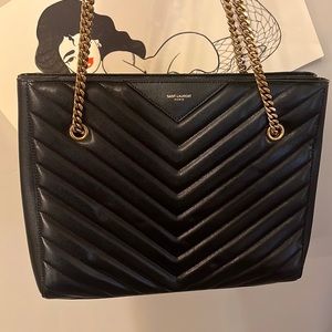 YVES SAINT LAURENT
Tribeca Quilted Leather Shoulder Bag